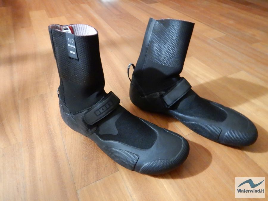Windsurf Ion Ballistic boots 001