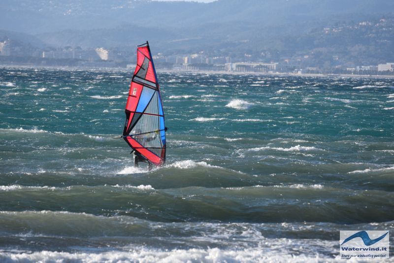 Windsurf Cannes Mistral 138