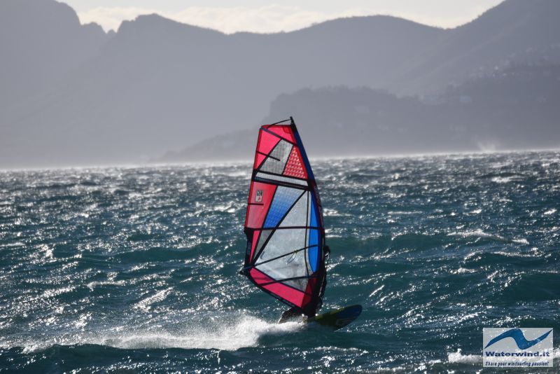 Windsurf Cannes Mistral 142