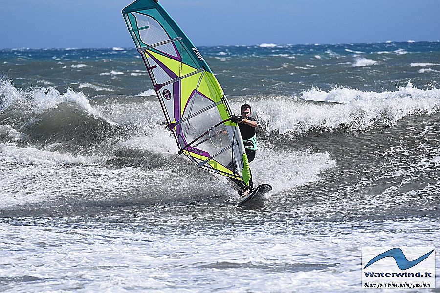 Windsurf at Albenga with South West