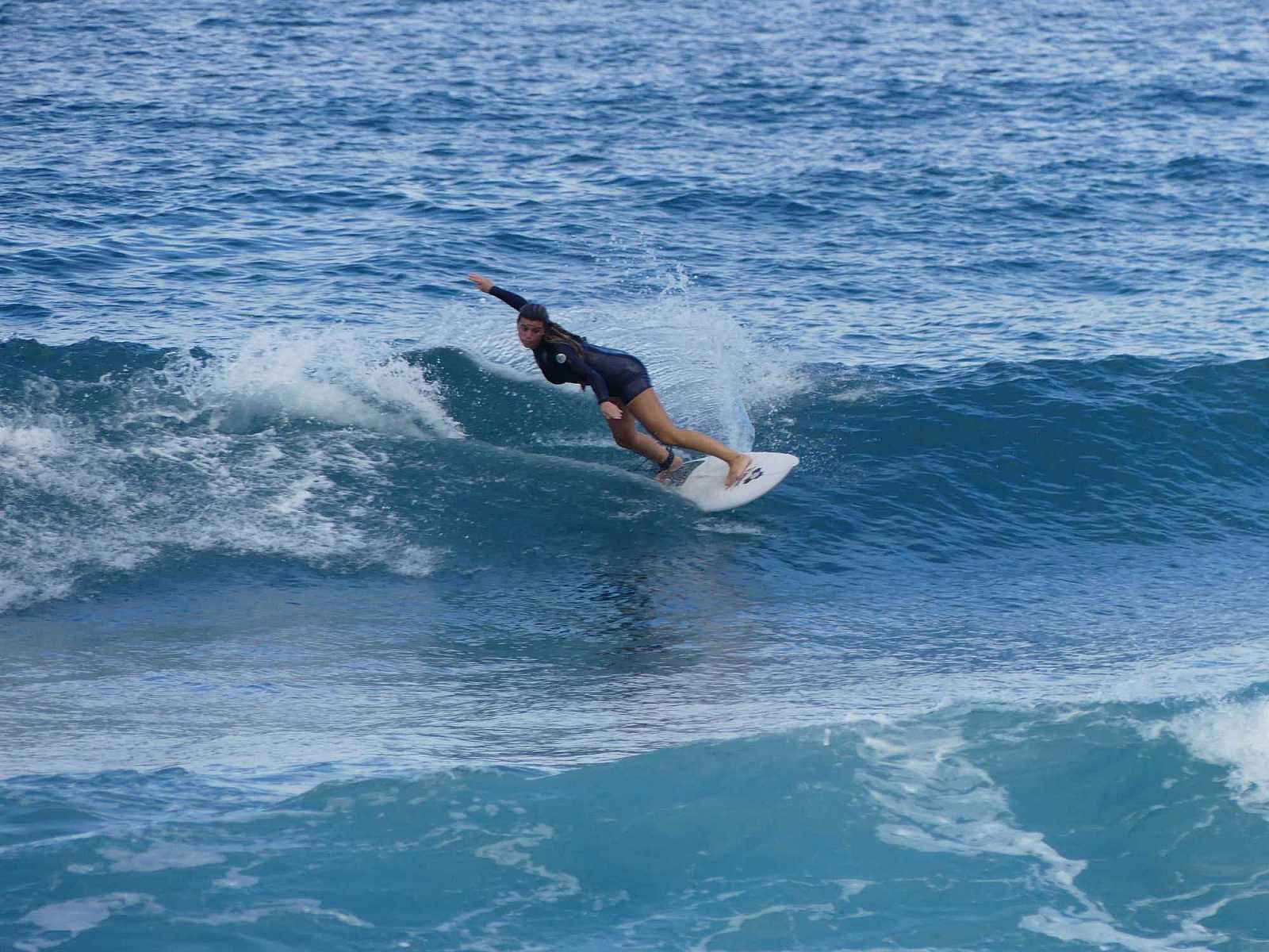 Surf da Onda - Recensione e guida spot: Marinedda, Isola Rossa, Sardegna P1240269