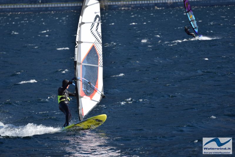 Windsurfing Valmadrera Lago Como 001