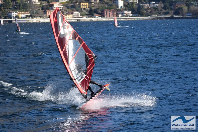 Windsurfing Valmadrera Lago Como 002
