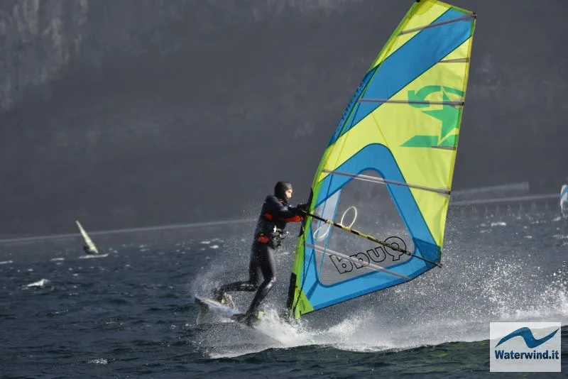 Windsurf Valmadrera Lago Como 001